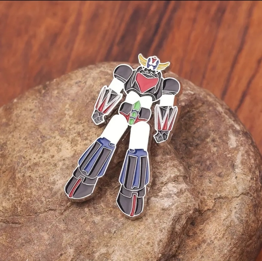 Power Ranger Megazord Inspired Pin - Picture 4 of 8